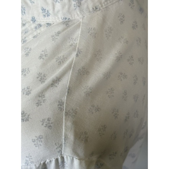 Vintage Rrrruss Blue White Floral Button Up Top Cottagecore Grannycore READ - Picture 9 of 13